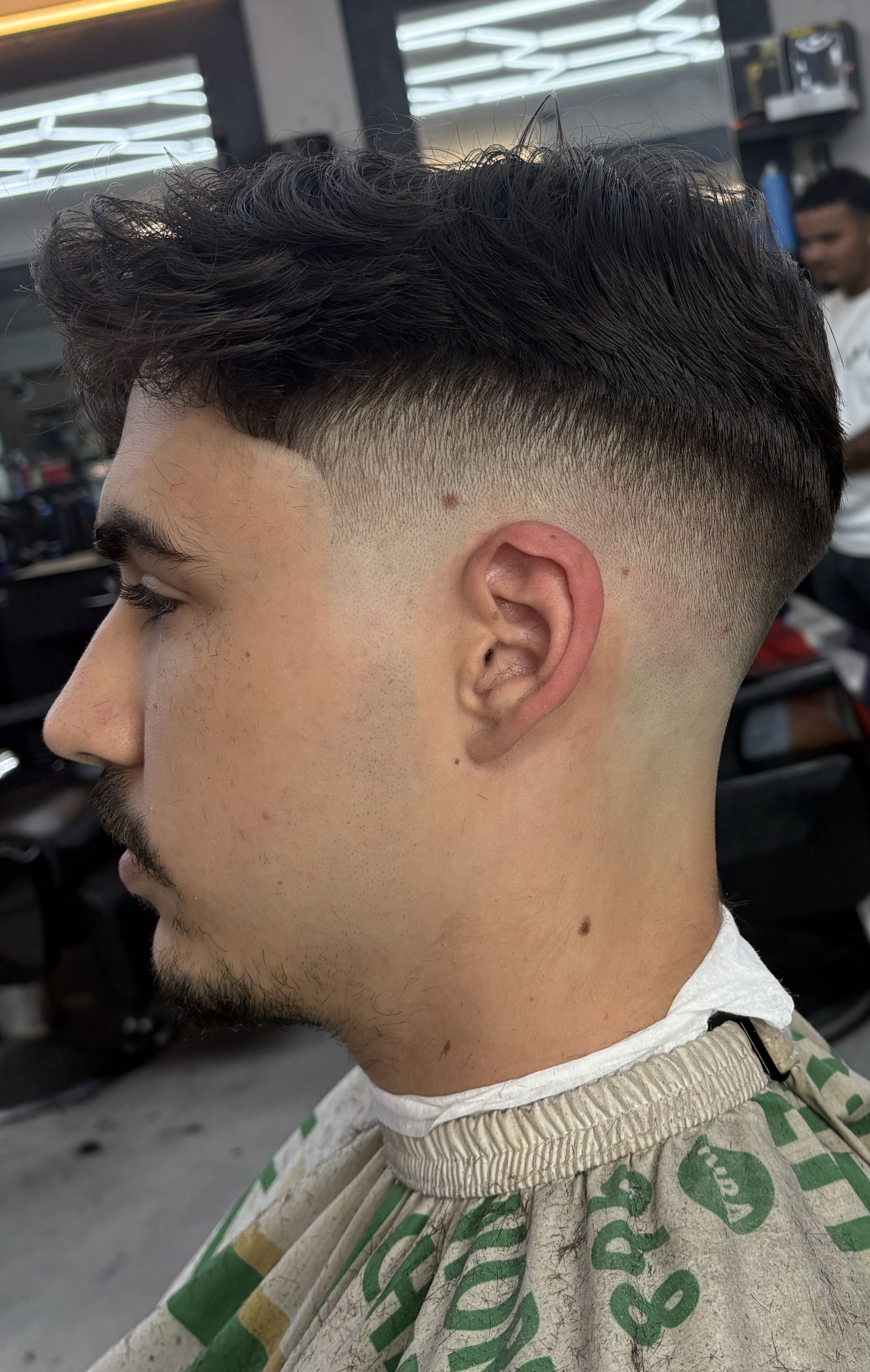 Mid Drop Fade by Carlos